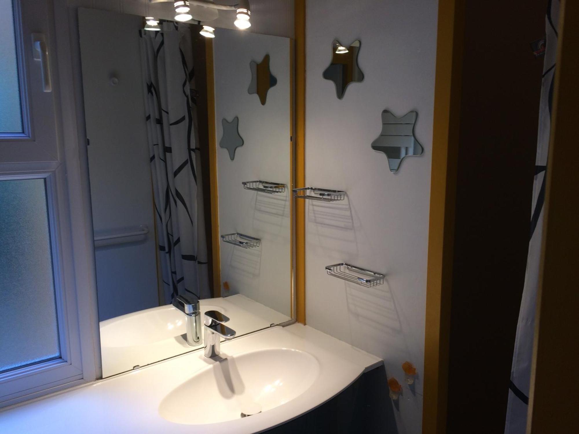 Chalet Orange Naturiste La Jenny เลอปอร์จ ภายนอก รูปภาพ