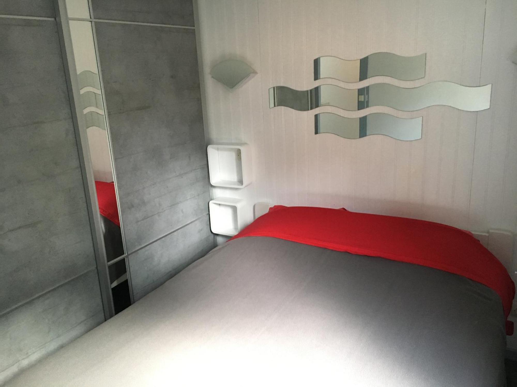 Chalet Orange Naturiste La Jenny เลอปอร์จ ภายนอก รูปภาพ